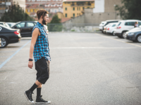 Cum îți construiești o garderobă urbană completă?